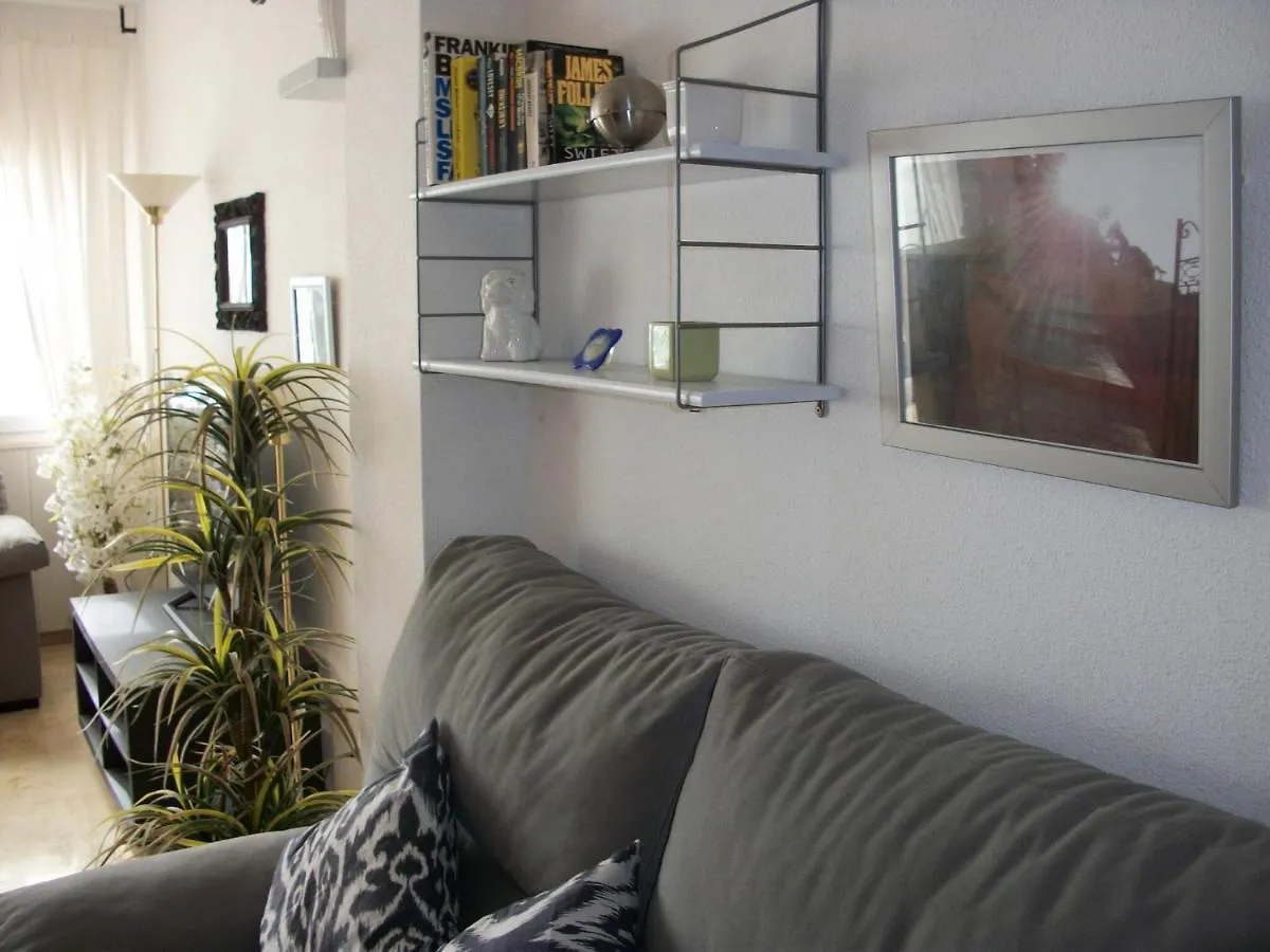 1 Bedroom Penthouse On Front Line Of The Beach Roquetas de Mar 0*,
