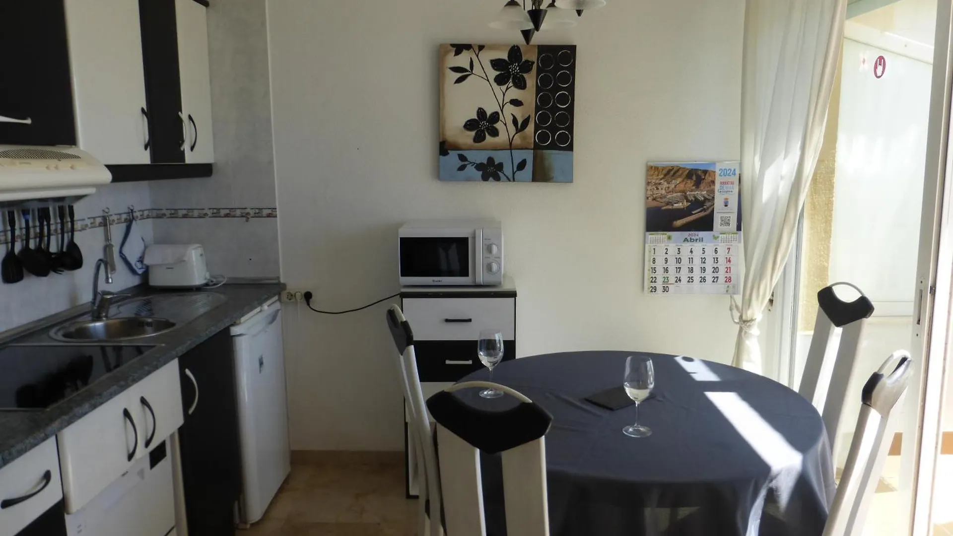 1 Bedroom Penthouse On Front Line Of The Beach Roquetas de Mar Apartment